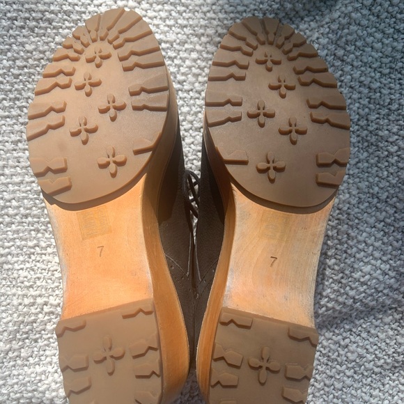 Eileen Fisher Wooden Platform Loafers - 70s Look - Picture 6 of 7